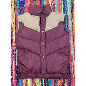 VRG Tokens Women’s Puffed Down Filled Vest Pockets Front Zip Snap Purple Size M